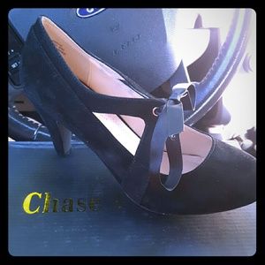 Chase + Chloe Black Bow Kimmy Pumps